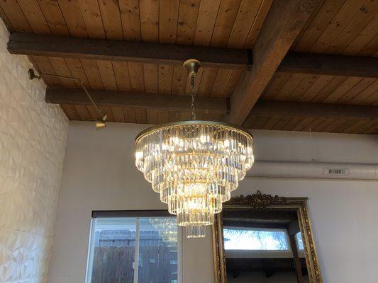 Lighting chandelier installation