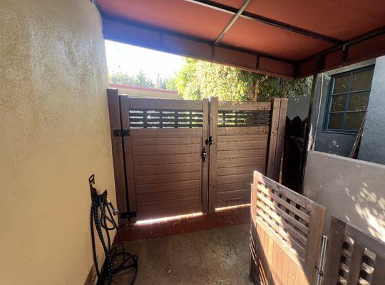 Brown vinyl double gate with aluminum frame