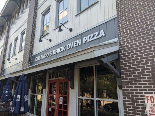 Orlando's Brick Oven Pizza