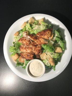 CAESAR SALAD WITH CHICKEN