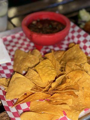 Chips & salsa