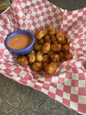 Cheese curds of course! Fantastic!