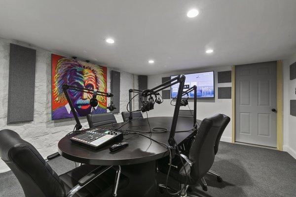 Chemistry PR and Multimedia Podcast Studio in St. Louis, MO.