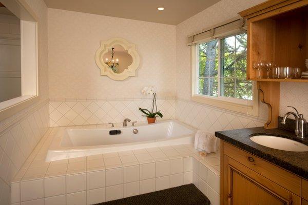 Cottage Suite in room Jacuzzi