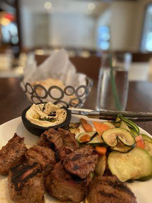 Shish kabob- steak, hummus, veggies and pita - $25 | Byblos | South Tampa | 4-15-21