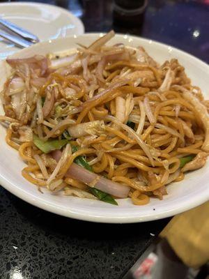 Chicken Lo Mein