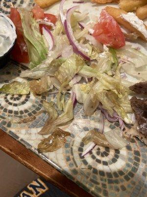 Rotten lettuce in the gyro