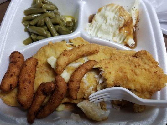 Fried catfish and shrimp with mashed potatoes and green beans