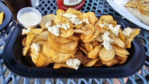 Blue cheese chips