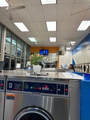 Super Clean Laundromat