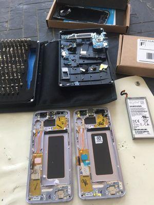 The inside of an iPhone 6that has been stripped down