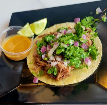 Taco de Carnitas "Amazing"