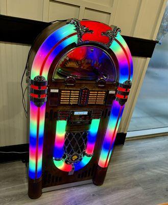 Love the jukebox and all the soulful tunes...