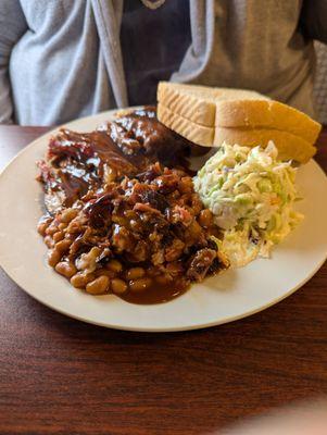 Brisket plate with slaw and beans