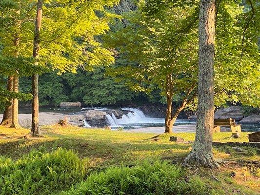 Valley Falls State Park - 1 mile away