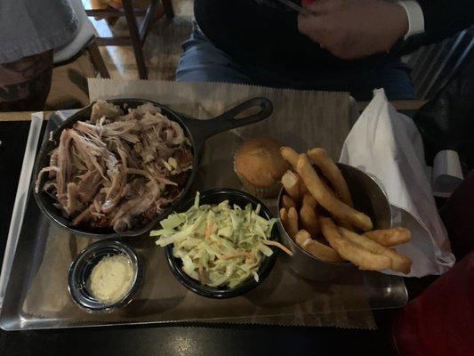 Pulled pork dinner with 2 sides