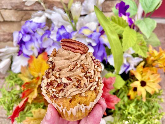 Maple pecan muffin - more like a cupcake