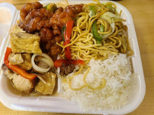 Down left is tofu with pork in its sauce, up left is orange chicken, up right is chow mein, below that is white rice.