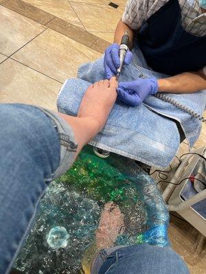 Pedicure with Henny