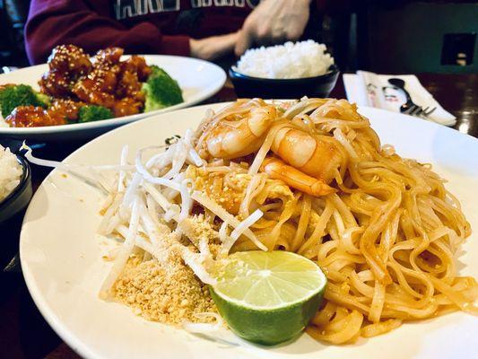 Shrimp Pad Thai