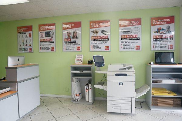 Mailbox Centers / Mailing Store / Notary Public / Notaries / Passport Photos / Copy and Print Shop / Printing Services / Shipping Companies