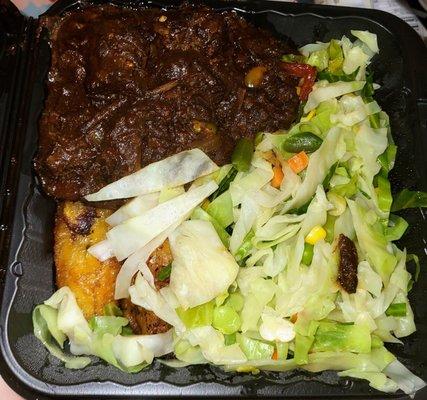 Stew beef with plantains and steamed veggies