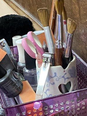 Dirty used brushes and old nail filers !!!! Yuck