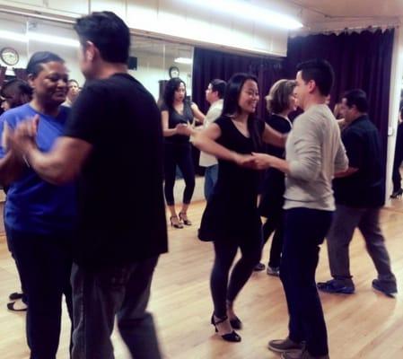 Sexy Salsa Classes by Alejandro Sol!