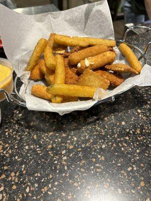 Sampler Platter, so good..  the fried ravioli was to die for