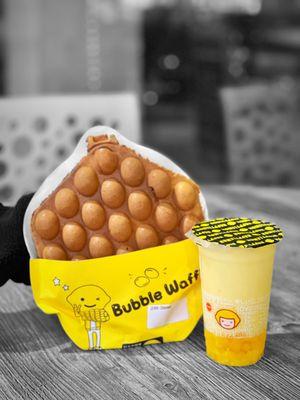 Chocolate Bubble Waffle & Mango Yakult Slushie | ig: eats.w.eva