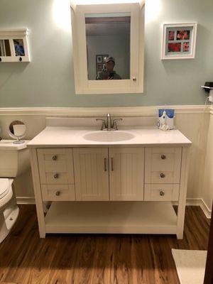 Bathroom vanity