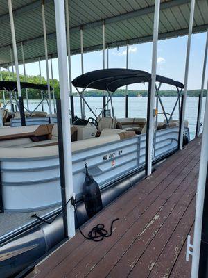 Adventure Boat Rentals - South Osage Beach dock with tritoon