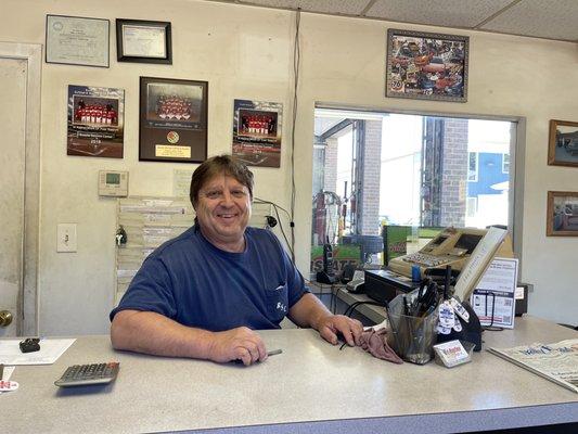 Mark from Roselle Service Center. He's friendly, honest and trustworthy!