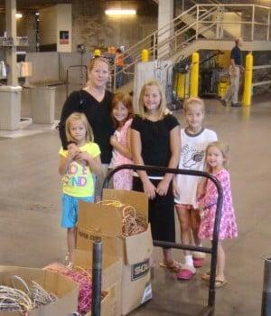 A Minneapolis Family recycling at K&K.