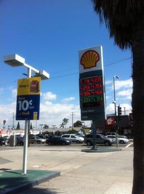 LED gas prices sign