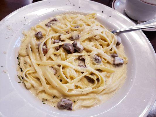 Alfredo with prime rib