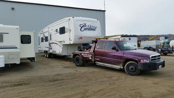 5th wheel trailer tow