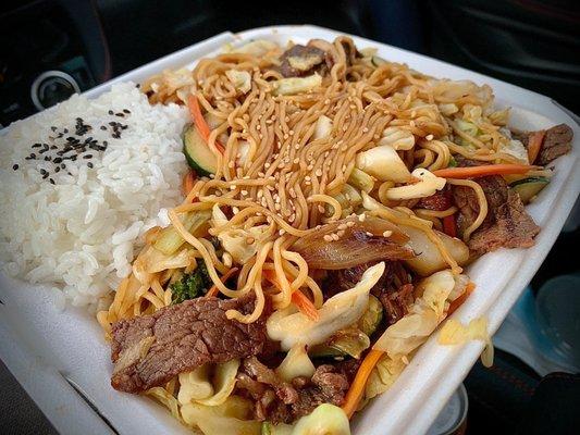 Beef yakisoba