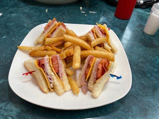 Nice little place to stop in to eat.  Club sandwich with fries.  Absolutely delicious.