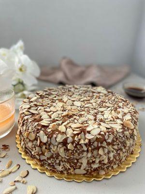 Savor nostalgia with our gluten-free, dairy-free Vanilla Caramel Cake--rich vanilla, sugar-free caramel, and toasted almonds