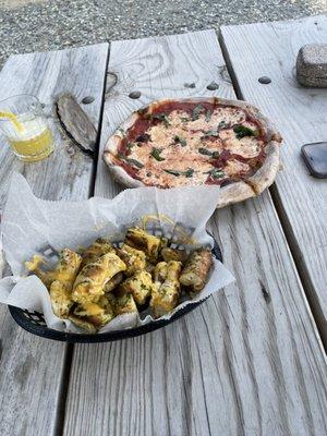 Margarita pizza and pesto bites