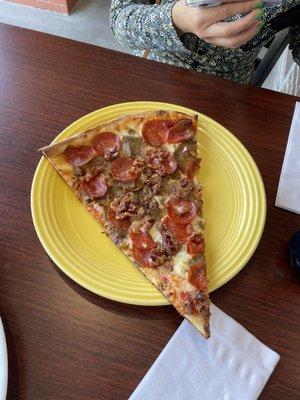 Meat lovers slice