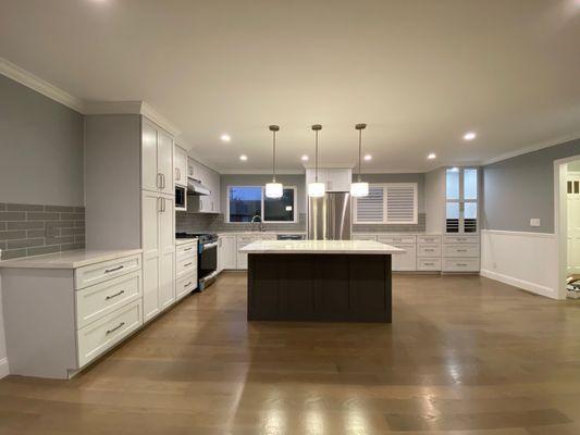 Newly remodeled kitchen. Nova electric did all the electrical.