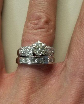 Rhodium plating done beautifully brought my rings back to life.  Like new!