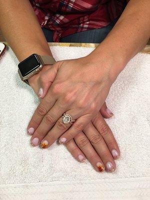 Fall is here, check out this ombré nails!