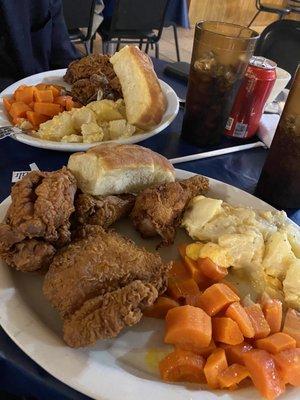 Fried chicken, scalloped potatoes and carrots