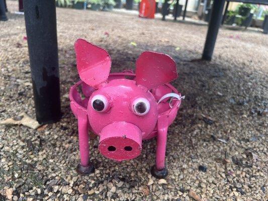 Piggy planter