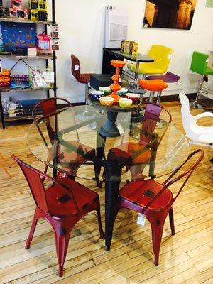 dining table & chairs