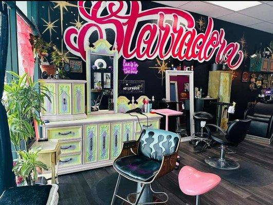 Salon Starradora