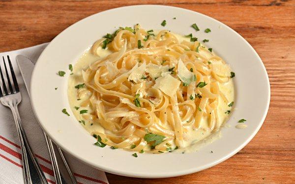 Fettuccine Alfredo